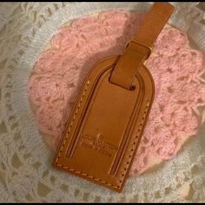 Louis Vuitton small luggage tag